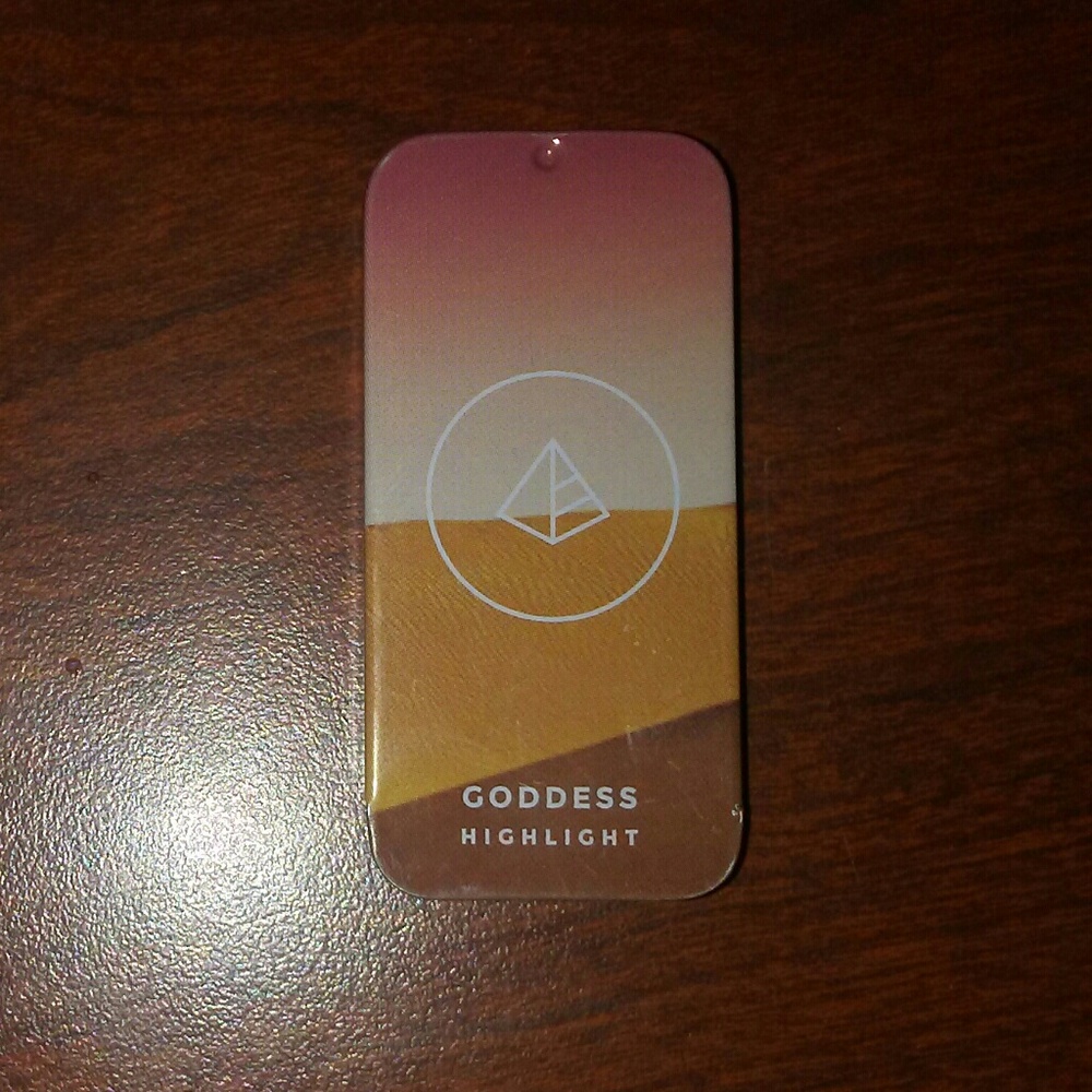 Maskcara Goddess Highlight
